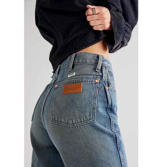NWT Wrangler x Free People Wild West High Rise Straight Jeans Peach Tint - Picture 3 of 13
